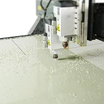Platform type sizing sawing machine